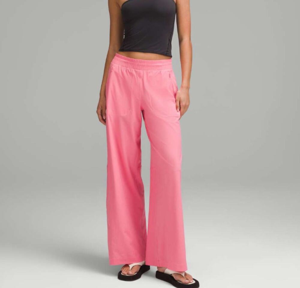 Lululemon Swift Sakura Pink Mid-Rise Wide-Leg Pant Size 4